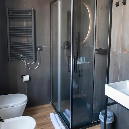Hotell Albium 2*