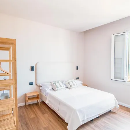 Albium Hotell 2*