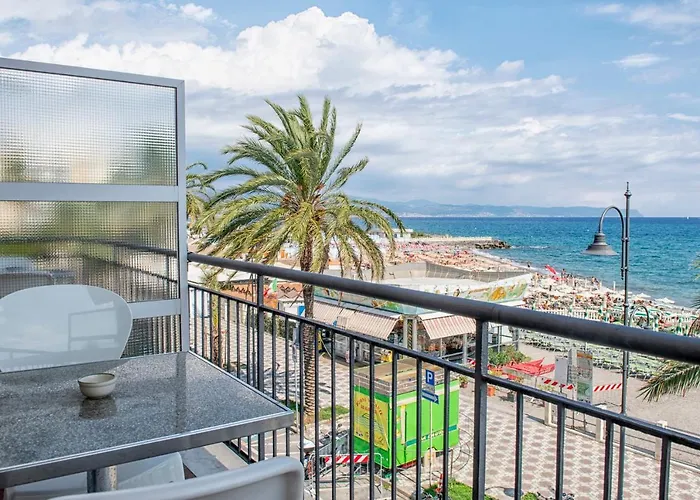 Albium Hotel Albenga