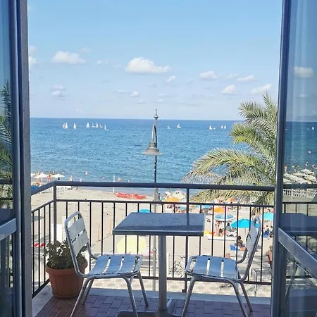 Albium Hotel